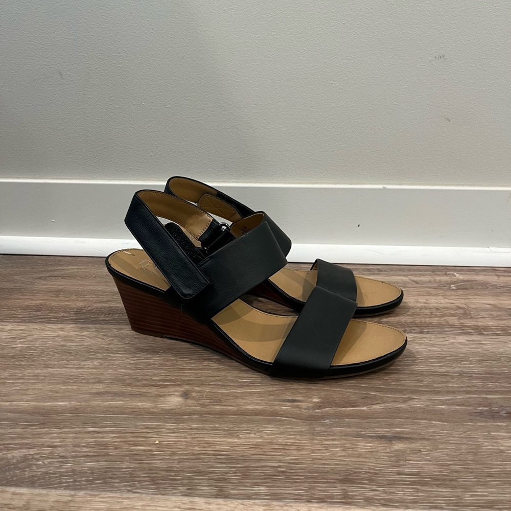 Women's Black wedge sandals